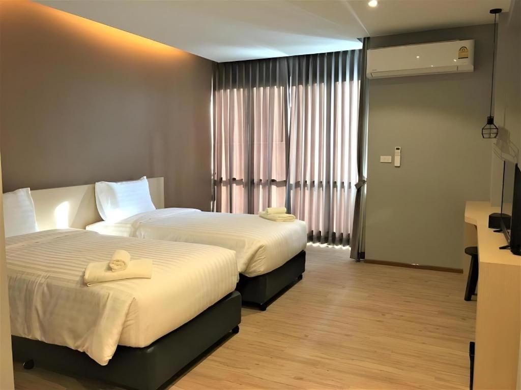 Sans Hotel Ratchaburi Luaran gambar