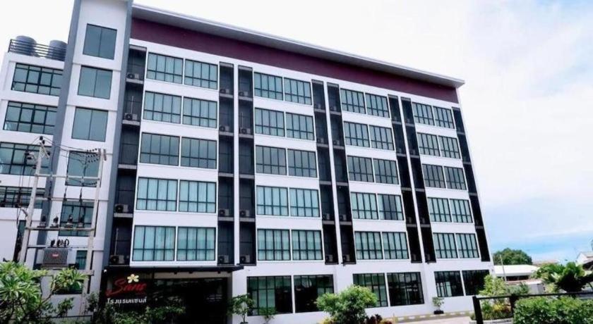 Sans Hotel Ratchaburi Luaran gambar