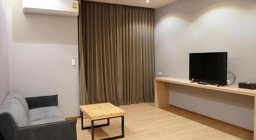 Sans Hotel Ratchaburi Luaran gambar